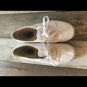 Women’s white vans